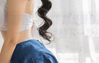 GIRLT果团网 – 一边下载爱丽莎LISA的海边图集，一边期待她的下一次沙滩奇遇。