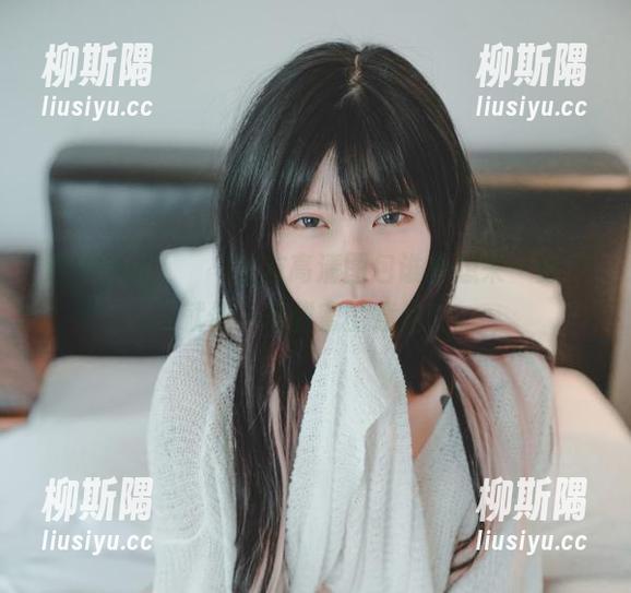 这Hizzy(히지)女友高清图包谁不想来一份，就像一场甜蜜的意外！