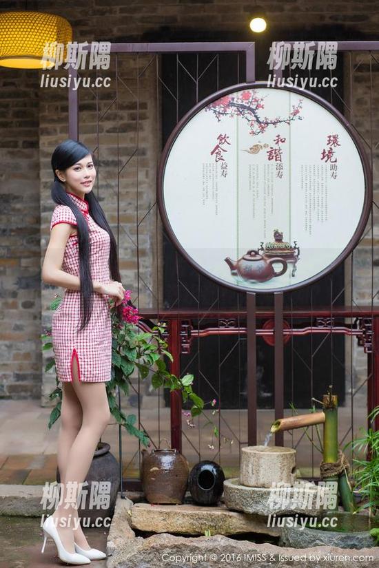 IMiss爱蜜社 - 图片来了——夏笑笑Summer穿泳装，海水都要自愧不如？