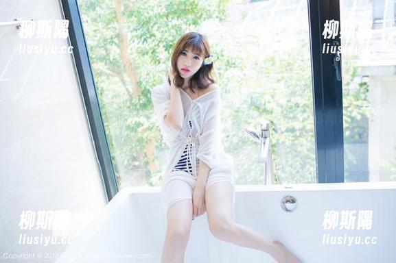 IMiss爱蜜社 - 透明的乐趣！游潇潇的写真合集，适合搭配吃火锅时的‘小心别烫到’！