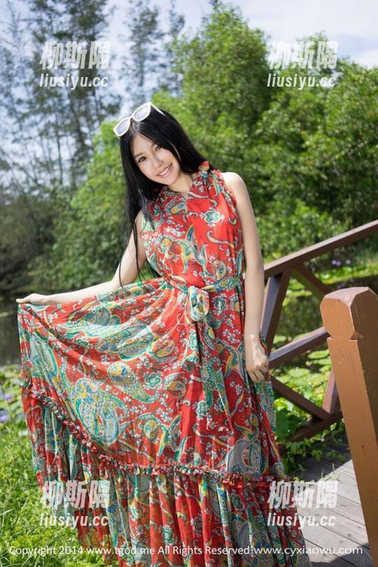 TGOD推女神 - 红裙打工人——汪佩妮Penny的日常穿搭指南！原图是boss级模特，图集则是我梦寐以求的购物车。