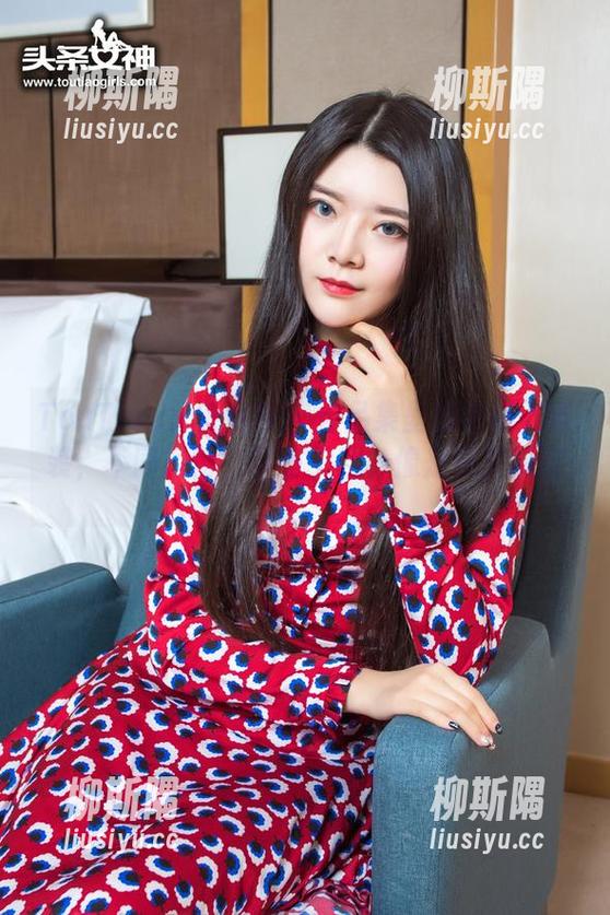 TouTiao头条女神 - 作品集里的李由美套装，不同风情，各有千秋，像是在交朋友。