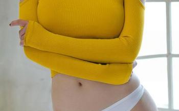 UGirls尤果网 – 布莱尔昆娜如何运用天台原图，她进行了一场完美“投篮”