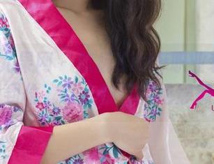 UGirls尤果网 – 欣杨Kitty职业装图集，福利到位，引人侧目的绝妙想象。
