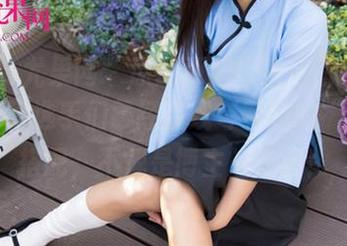 UGirls尤果网 – 原图更新！看王语纯的短裙，理智选手们已经在线夸赞她的“上下”搭配，不愧是博主的衣橱！