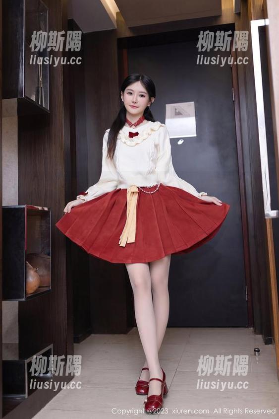Xiuren秀人网-周思乔Betty Xiuren秀人网 - 周思乔Betty教室里的静谧与灵动,资源满满的新作品集很值得一探究竟。