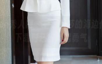 Xiuren秀人网 – 看李丽莎的海边作品，下载时还得鼓起勇气