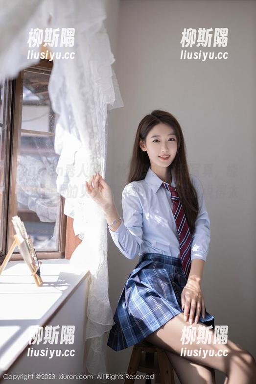 Xiuren秀人网 - 林悠悠的泳装写真，能让沙滩上的贝壳都自愧不如！资源说得太轻松了。