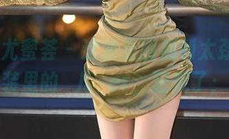 YouMi尤蜜荟 – 这波原图福利太劲爆，泳装里的玥儿玥er，犯规了；