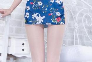 beautyleg – Maggie泳衣图，高清到你能数出每一个泳圈的泡泡！