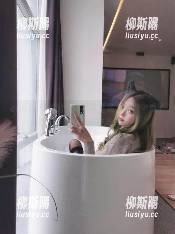 eloise软软的日常写真全集，无意中成了自家小剧场，谁来当观众？