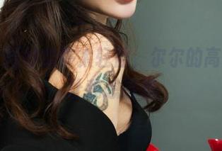 丽柜 – 婚纱或许太轻盈，尔尔的高清套图让我想跳舞