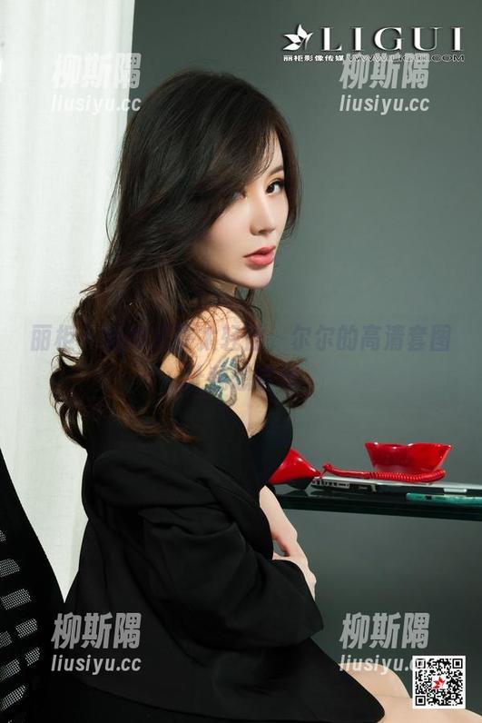 丽柜 - 婚纱或许太轻盈，尔尔的高清套图让我想跳舞