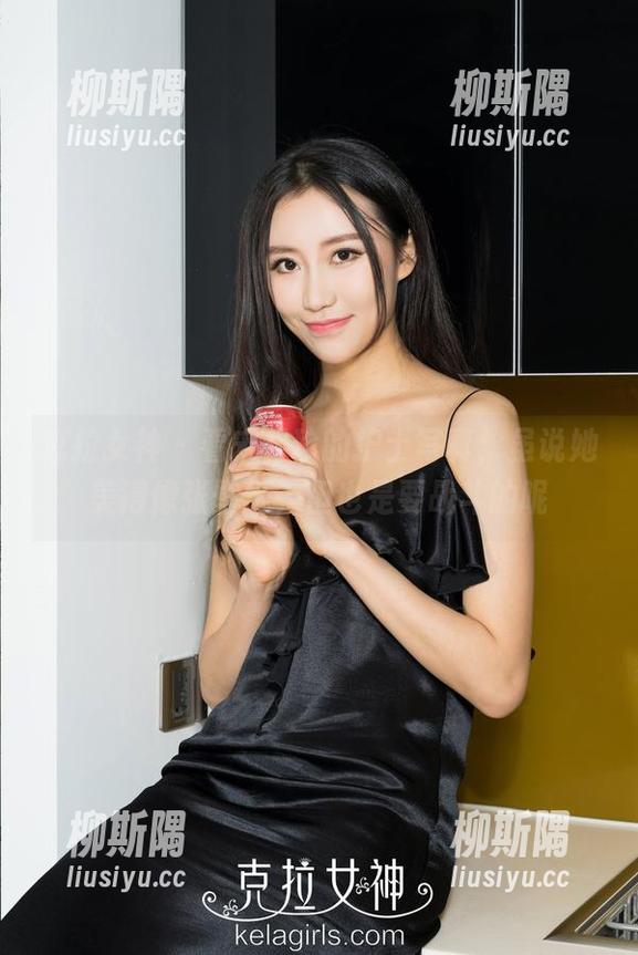 克拉女神 - 看宋智珍的护士写真，虽说她美得像张壁纸，但也是要战斗的呢