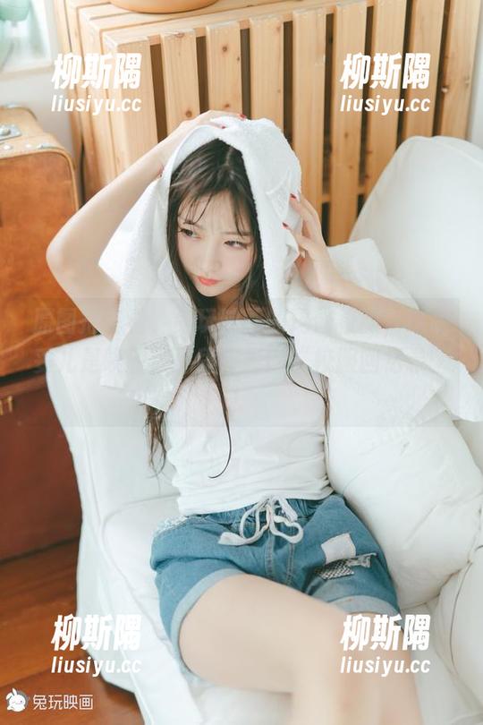 原图抢先看，兔玩映画的玛修校服，这妥妥儿是唤醒你那段青春的“校服回忆录”！
