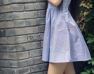 头条女神 – 七姑娘的办公室秀：看图集如何让你都想请假！