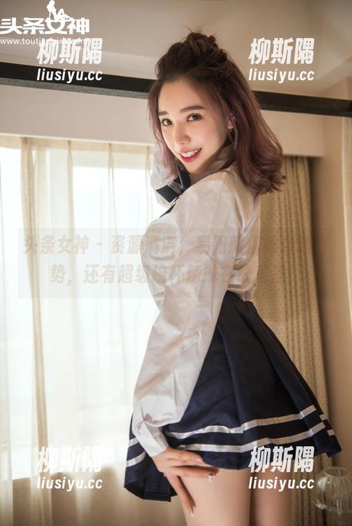 头条女神 - 资源满满，易阳教你健身新姿势，还有超级碗杯辣妹在线直播！