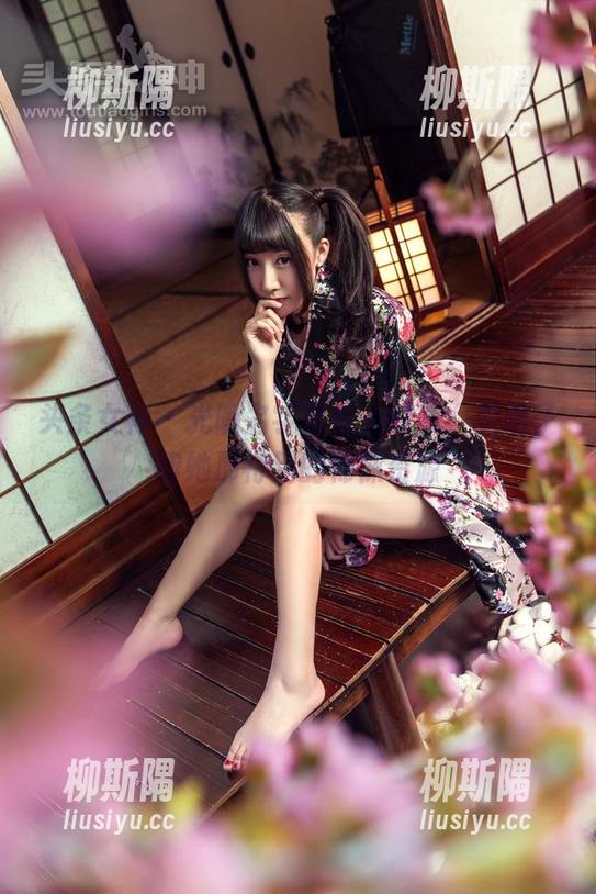 头条女神 - 光听名字就令人好奇，美纳子和她那特别的棉袜资源