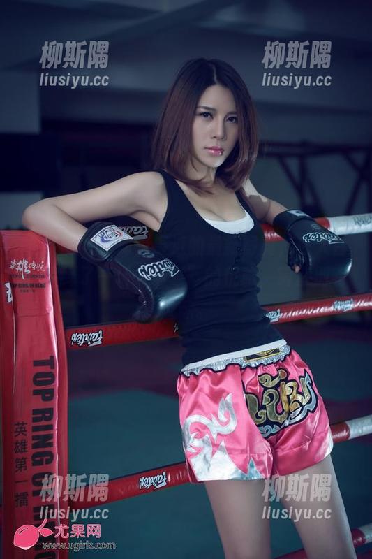 尤果网-安沛蕾 尤果网 - 安沛蕾最近的最新写真,在天台上演绎了一场“随意”的优雅,简直别有风味。