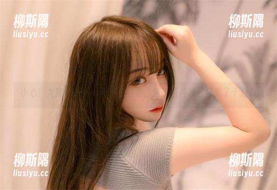 小心！尤猫醒醒ovo裤里丝合集，这组照片我已经看了十遍。