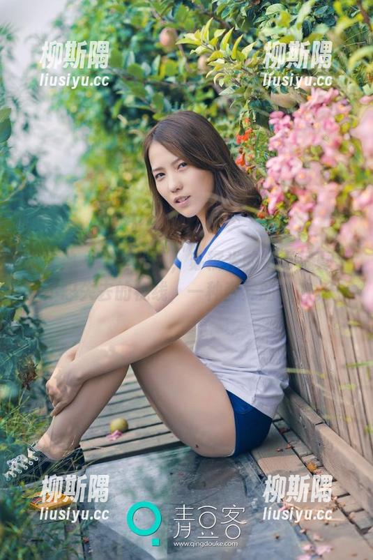 推女神 - 无圣光下，苏糯米的吊带写真，不忍失去的视线，一种奇异的眷恋。