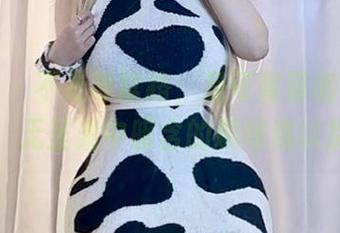 微密圈 – 不走寻常路，是可馨耶的体操服图集，无圣光中暗含的趣味难以捉摸。