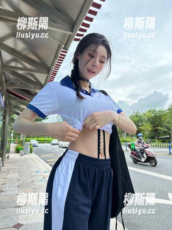 微密圈 - 是小逗逗拿起护士制服，作品集精选，看她如何把病房变成欢乐派对！