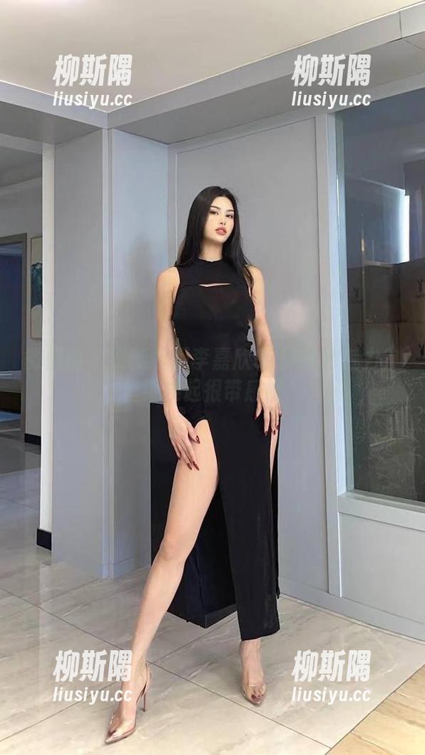 微密圈 - 谁能抗拒李嘉欣97的红色魅力？壁纸换起很带感啊！