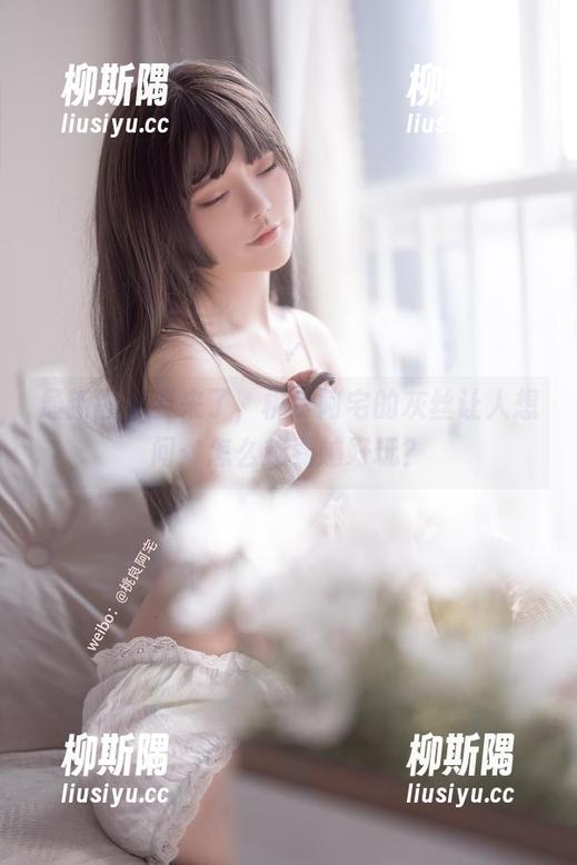 最新图集要来了，桃良阿宅的灰丝让人想问：怎么越看越好玩？