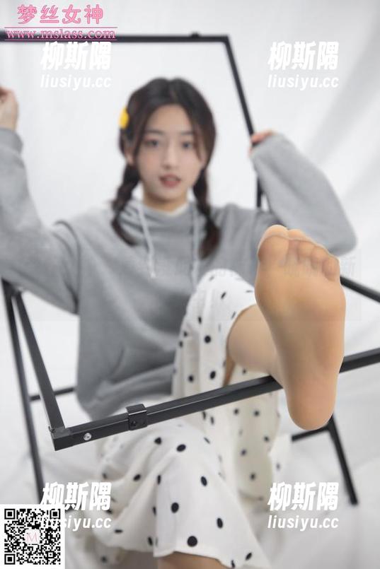 梦丝女神 - 薄到没朋友的袜子，晓晓的新作集中！