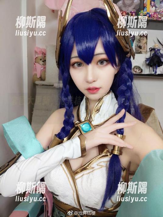 沧霁桔梗 套图大更新,沧霁桔梗又来了,可能是穿错衣服的美奇遇?