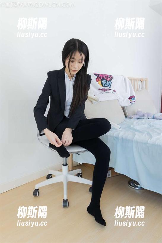 物恋传媒 - 嘉木与白裙的套图，真是把我这颗油腻中年心融化了，只想当天使下凡！