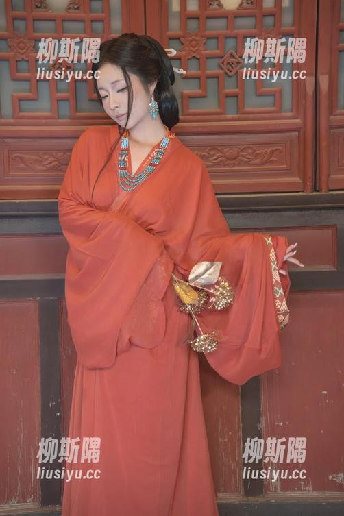 玉汇yuuhui的“圣诞麋鹿兽耳”，透过屏幕看过去，有种想要摸一摸的冲动，哈哈，你看到了吗？