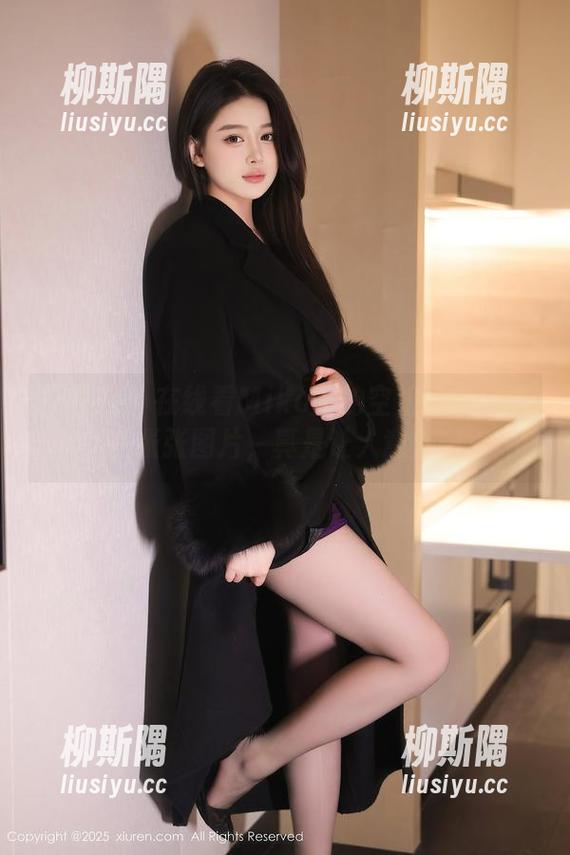 秀人网-Miko酱 秀人网 - 在线看Miko酱的空姐日常:这一张张图片,真是让人意外啊