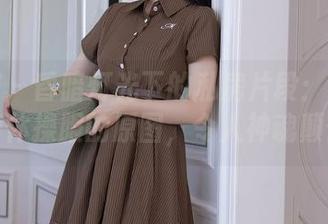 秀人网 – 昏暗灯光下的私房片段：乔一一穿着体操服的原图，令人神魂颠倒！
