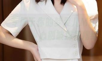 秀人网 – 专属于你的梦灵儿Mini礼服全集，下载之后小心别被那裙摆绊倒哦！