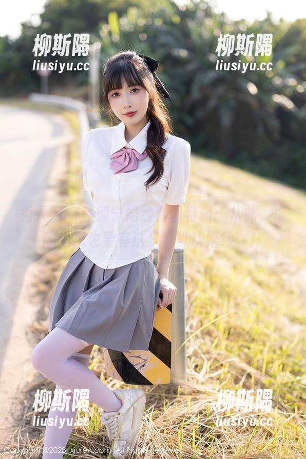秀人网 - 静颜宁婚纱套图特辑：从此，你的追求也要有这只“默认婚纱”！
