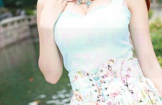美媛馆 – MARA酱：灰丝写真集，就像吃糖一样，甜而不腻的存在！