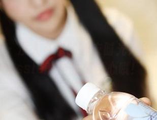 美媛馆 – 没人在意的睡衣时光：徐小宝Jessie的作品集当心哦！