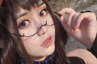 看到芊川一笑MNK最新的图片，哈特帕克的“天命之子”光环似乎又发光了，抱歉，笑出声。