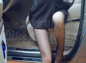 花漾show – 这组定制网袜的图片，让张思允Nice成了“网襪佳人”。