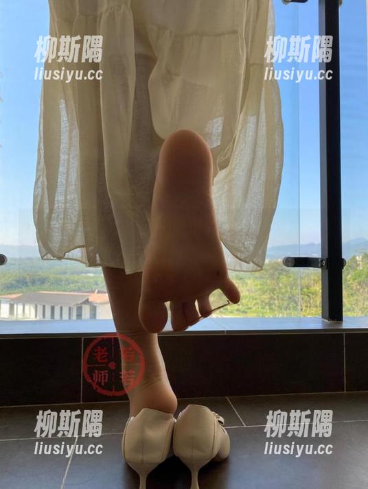 若若老师 微密圈 - 若若老师的新万圣节写真,仅凭面具换不回我的青春更新!