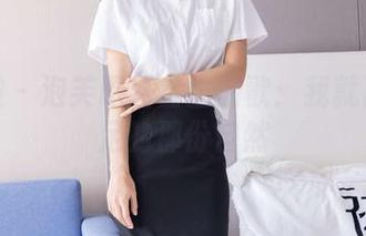 袜啵啵 – 泡芙唱着自由的歌：我就喜欢裸足的那份自然