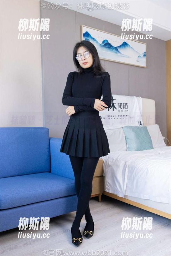 袜啵啵 - 芝士的红裙私房里，真的不止是摄影哦？