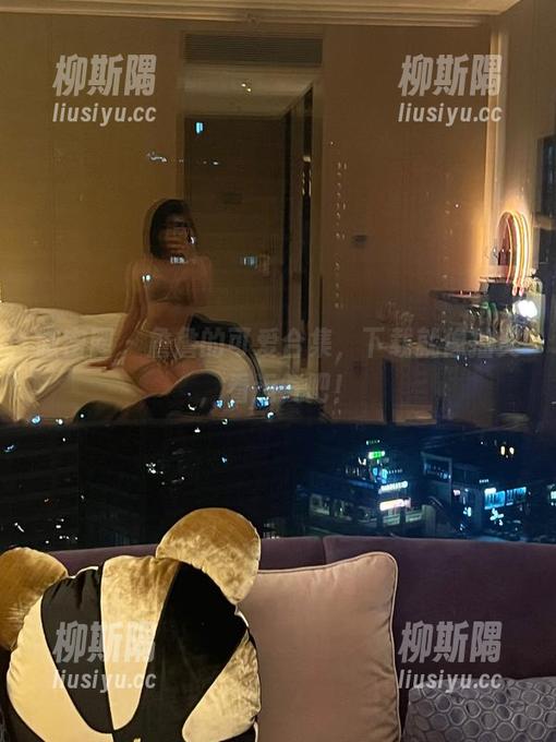微密圈 - 詹詹的可爱合集，下载就像抽奖，看运气吧！