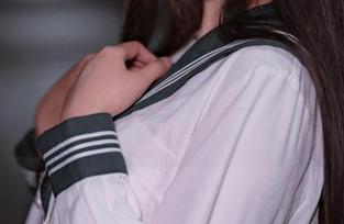 当轩萧学姐穿上公路JK，全套实力演绎“行走的风景”！