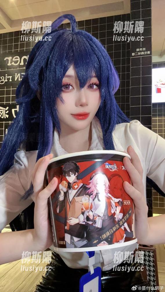 如果美图能评选，阿九从不咕咕的牛仔裤一定能拿个奖，快去下载试试
