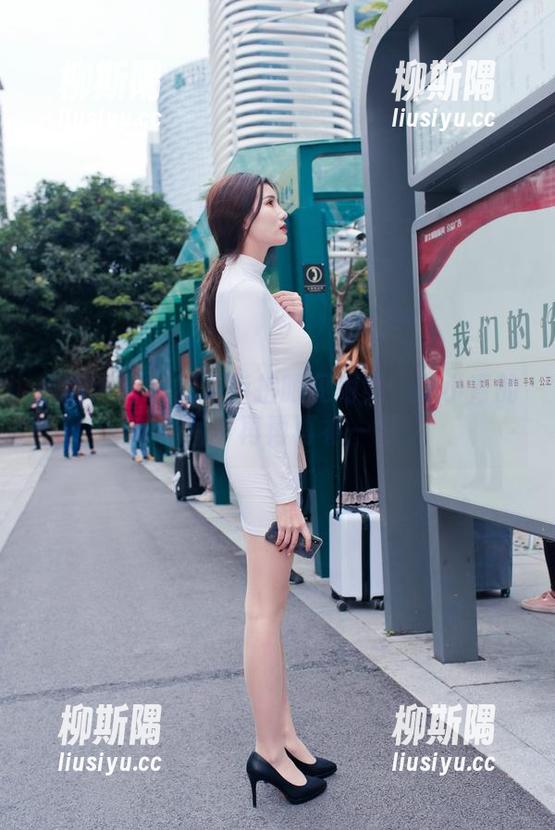 魔镜街拍 - 旗袍街拍眼见为实：艾小青的照片，再再再补一刀