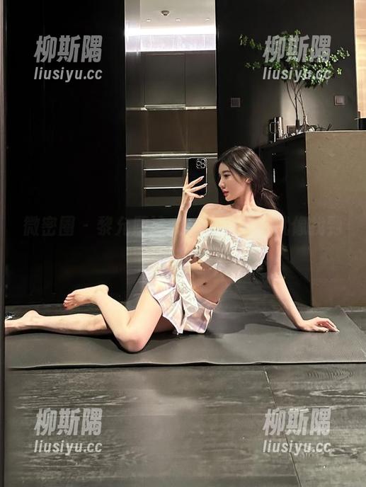 微密圈 - 黎允熙泳衣，在线欣赏就像找到了宝藏